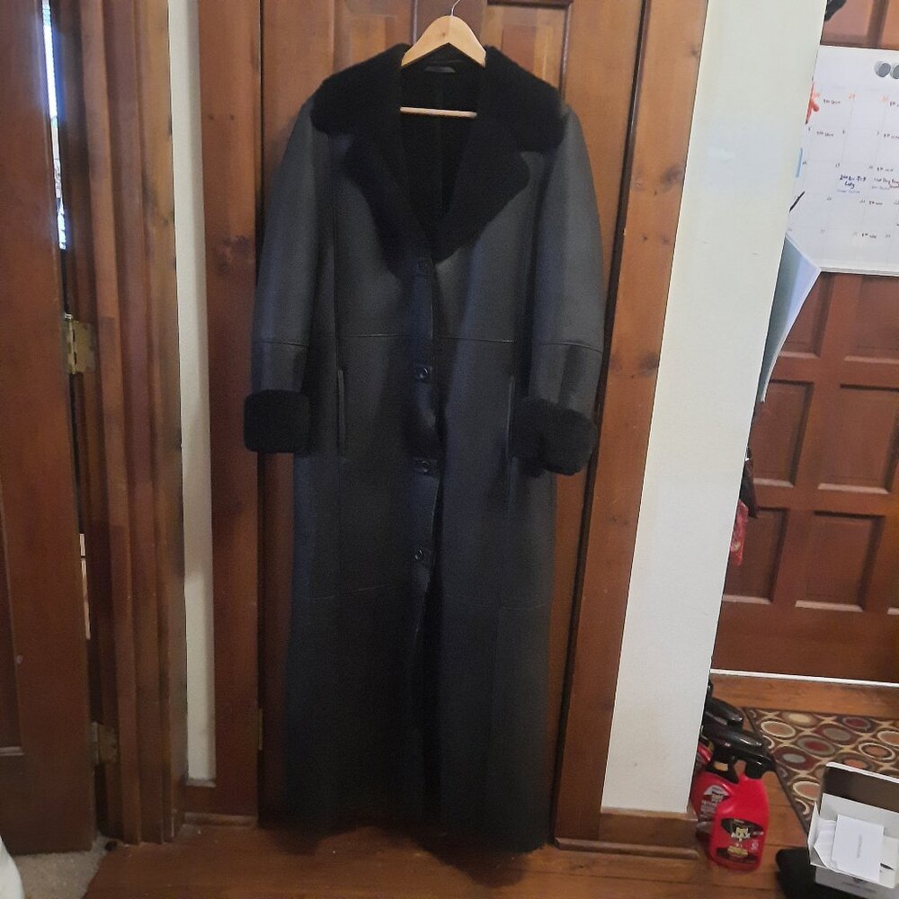 Authentic Full Length Shearling Coat Black Ladies Small